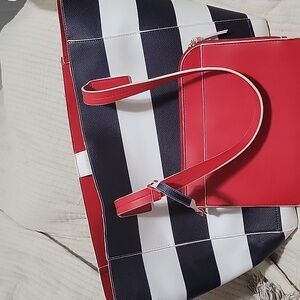 NWDTommy Bahama reversible tote bag with a removable tablet-sized pouch/clutch